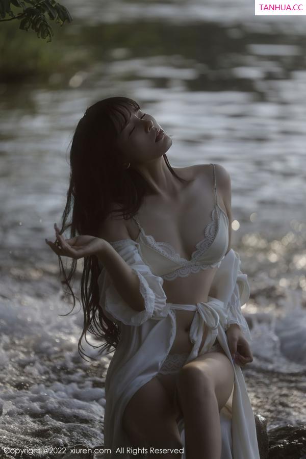 许嘉欣  [XiuRen]高清写真图 2022.06.02 No.5098 许嘉欣第33张图片